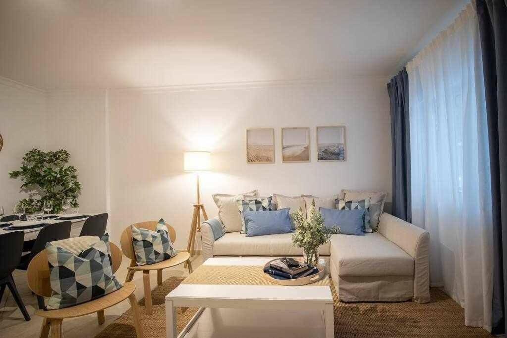 Modern 3Br Apt W/ Lg Terrace, Bbq, Ac & Parking Tavira Esterno foto