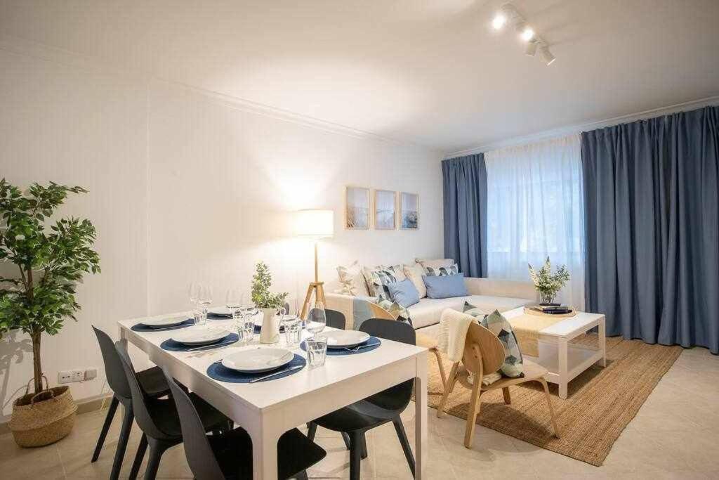 Modern 3Br Apt W/ Lg Terrace, Bbq, Ac & Parking Tavira Esterno foto